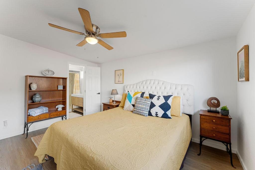 Cozy Stylish Home In The Heart Of Jt Village Joshua Tree Esterno foto