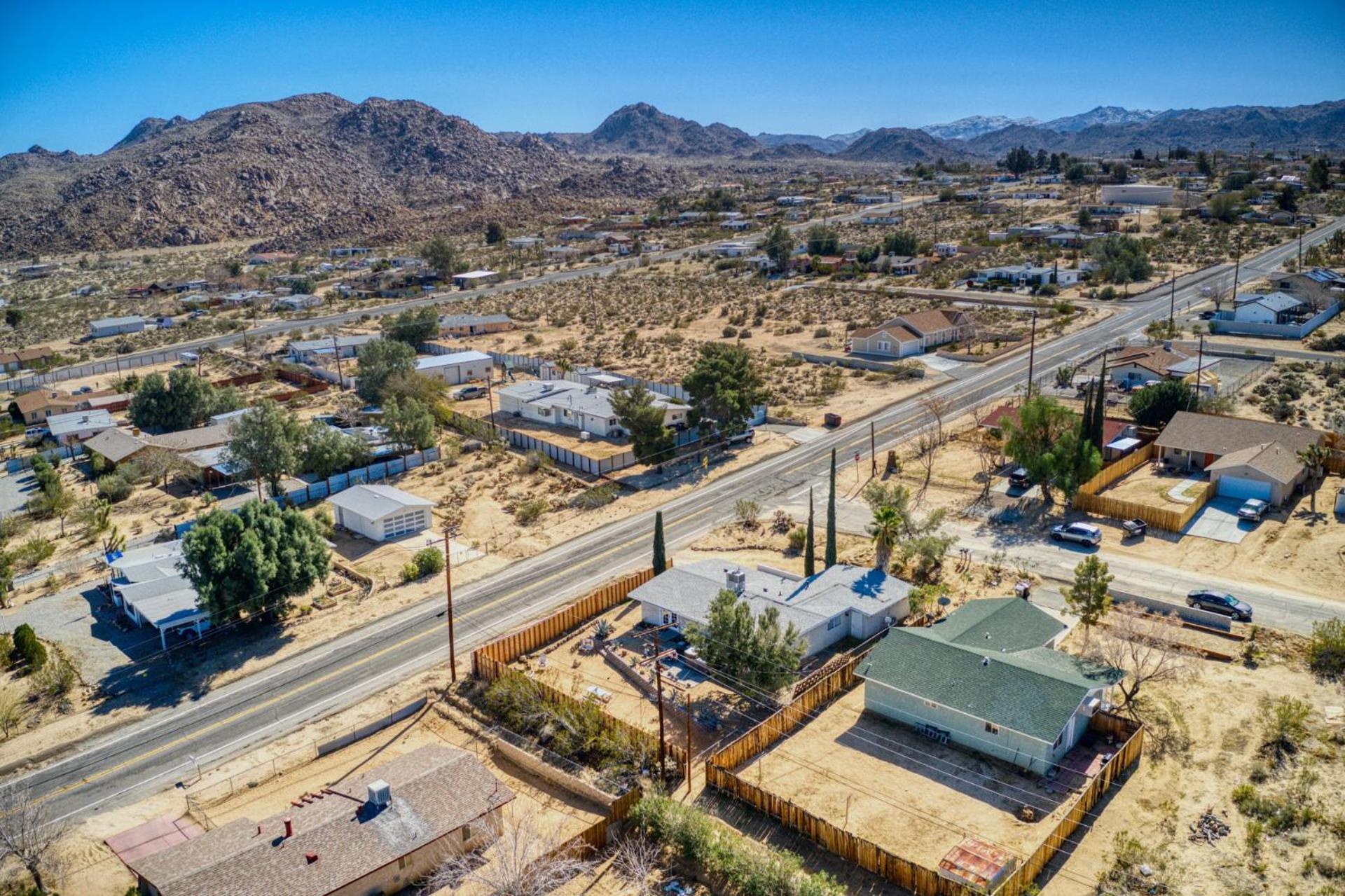 Cozy Stylish Home In The Heart Of Jt Village Joshua Tree Esterno foto